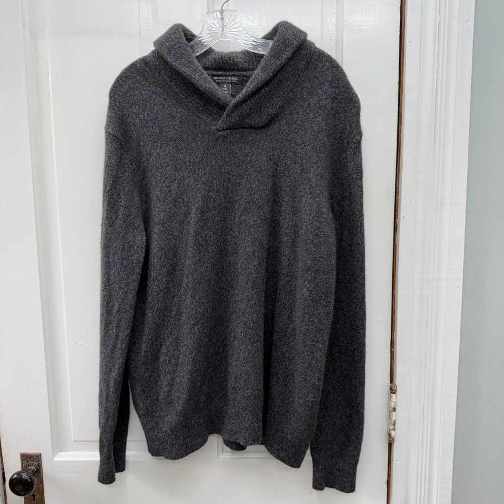 Banana Republic Mens XL Gray 100% Merino Extra Fine Wool Shawl Collar Sweater